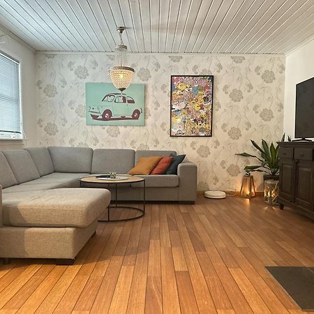Sjarmerende Familievennlig Hus Med 2 Soverom Kristiansand Buitenkant foto
