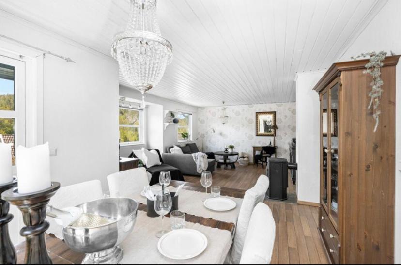 Sjarmerende Familievennlig Hus Med 2 Soverom Kristiansand Buitenkant foto